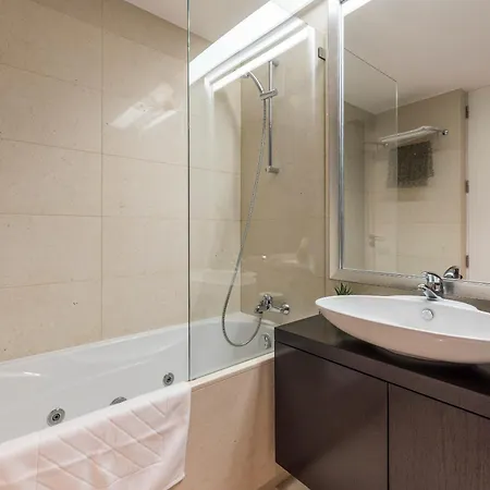 Edificio Foz Palace Da Rocha 2 Bedroom Lägenhet *