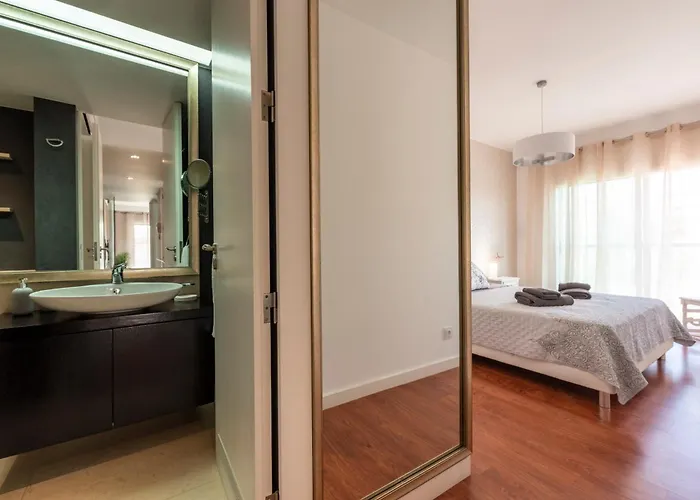 Edificio Foz Palace Da Rocha 2 Bedroom * Portimão