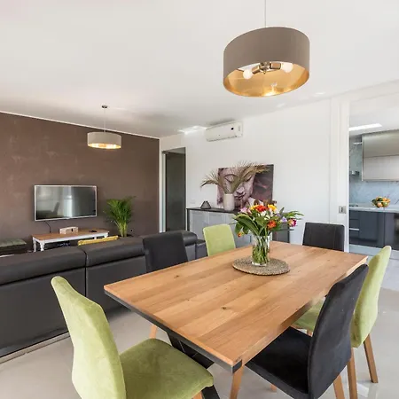 Edificio Foz Palace Da Rocha 2 Bedroom * 포티마오